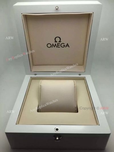 Omega Replica watch box white